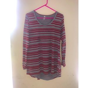 LulaRoe Lynnae Longsleeve